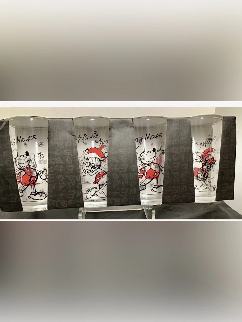 Disney set of FOUR Holiday Mickey & Minnie glasses 16 oz new